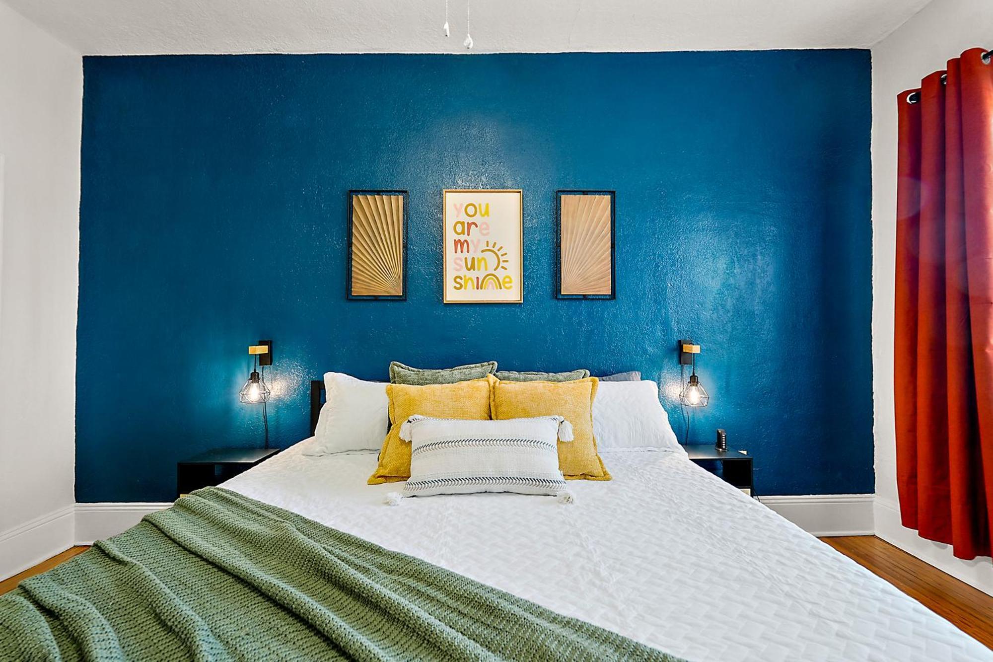 Downtown Den-King Bed~Heart Of Eustis~Queen Sleeper~Upstairs~Bright & Happy Ngoại thất bức ảnh